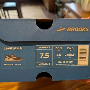 Brooks Levitate 6